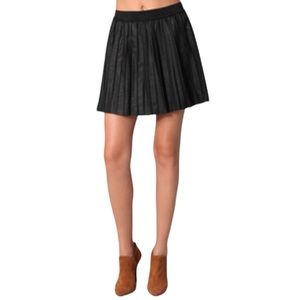 W118 by Walter Baker black pleated faux leather skirt